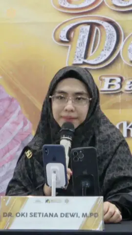 Cintailah keluarga, terkhusus anak-anakmu! #MasyaAllahTabarakallah #muhasabahdiri #keluarga #islamituindah #ustadzahokisetianadewi #fypシ 