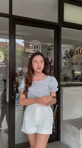 cutie outfit cafe ʕ´•ᴥ•`ʔ #OOTD #cewekperi #fyp 