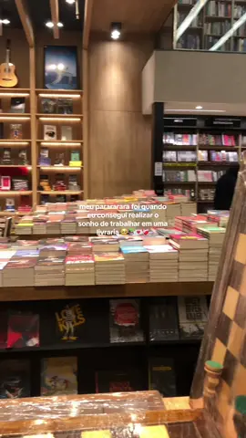 Não tenho palavras pra descrever o quanto estou felizzzzzzz ❤️‍🩹 #fy #BookTok #booktokbrasil #livraria #livrarialeitura #livros #foryo 