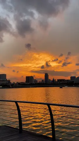 sunset on marina, in singapore  #sunset #singapore #marina #view 