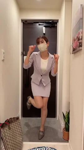 Funny trend🤣🤣🤣 #trending #dance #suits #スーツ #ol 