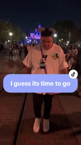 Well I guess I’ll just leave 🥺  #disney #disneyland #disneyparks #distok #disneytok #disneyadult #dca #dcslay #disneyaddict #disneytiktok #disneyworld 