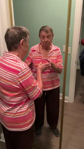 Betty has late stage Alzheimer’s #ENDALZ #alzheimers #dementia #endalzheimers #alzheimerscare #alzheimer #alzheimersawareness #alzheimersdisease #betty #mirror #mirrorchallenge 