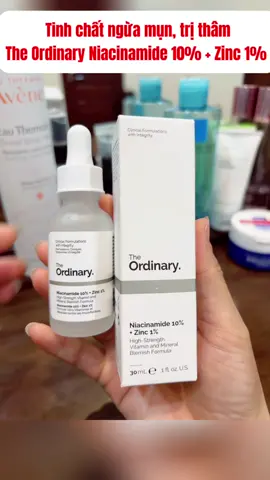 Thành phần của The Ordinary Niacinamide 10% + Zinc 1% Niacinamide (vitamin B3) : giảm thiểu đốm nâu, tàn nhang, thâm mụn; giảm mụn sưng đỏ; chống oxi hóa; chống lão hóa; làm sáng da. ZinC (kẽm) : kháng viêm, tái tạo da, giảm tiết dầu và ngăn ngừa mụn trứng cá. Tamarindus Indica Seed Gum (chiết xuất từ me), Pentylene Glycol: Thành phần này có công dụng dưỡng ẩm và làm mịn da. Một số nghiên cứu còn cho biết thành phần này còn có tác dụng bảo vệ da khỏi tia UV. Ethoxydiglycol, Acacia senegal gum: Có khả năng kiềm dầu, nhờn trên da. #ordinary #niacinamide #zinc #kiemdaugiammun #mundauden #phuchoi #capamphuchoi #Master2023byTikTok #skincaredungcach #tryitwithtiktok #tryitwithtiktok 
