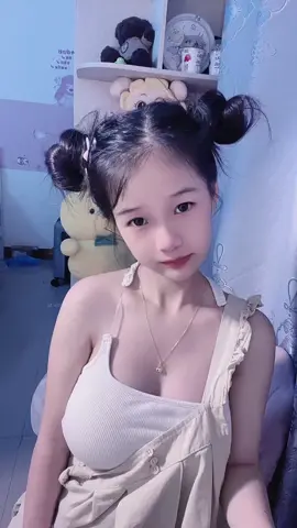 啥也不说。看美女#美女 #漏点 #露 