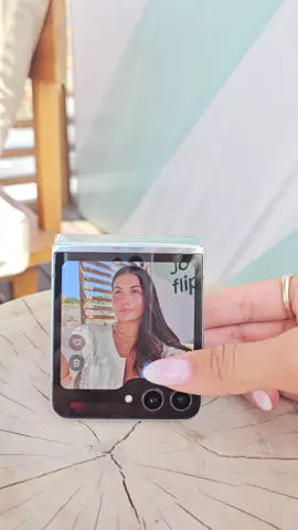 התאהבתי בו!!!😍 #galaxyZflip5 #teamgalaxy #jointheflipside   בשיתוף @Samsung Israel 