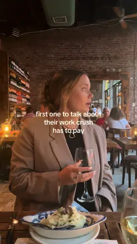 if you work with us, you didn’t see this‼️#workcrush #firstonetotalkpays #girltalk #corporatelife #fyp #twentysomething #worklife #9to5life #dating #fyp #funny 
