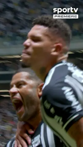 HISTÓRICO! Veja os gols de Paulinho na vitória do Atlético-MG sobre o Santos, por 2 a 0, na inauguração da Arena MRV! ⚽🐔🏟️ #atleticomineiro #galo #santos #brasileirão