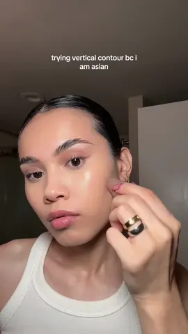 by the end of the day i literally have 17 layers of makeup on😭 ill try this again fr tomorrow #verticalcontour #asianmakeuptips #contourtutorial 