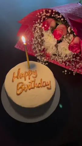 It's my budy STATUS🎂❤️#birthdaystatus #birthday #birthdayvideo #birthdaysong #birthdaywishes #birthdaygirl #birthdaytome #happybirthday#moodynb #viralvideo #foryoupage #fypシ 