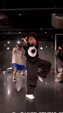 #fyp #dance #viraldances #wanima #aiyaiyai #fypシ 