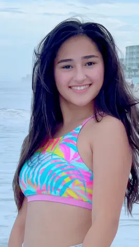 #ocean #beach #florida #halfamericanhalffilipino #FilAm #singer #artist #beautiful #maganda#teen #simple #model #artist #smile #tagalog #pinay