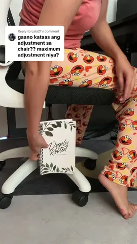 Replying to @Lala21 yung height nya is level din po office table.