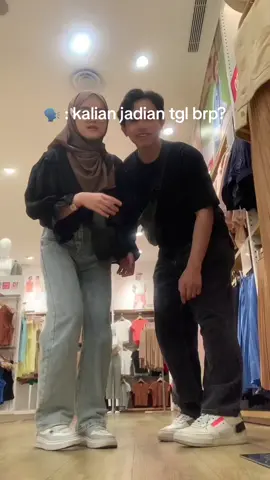 gtau gapunya tgl jadian, tau2 udh jalan 5th😃 