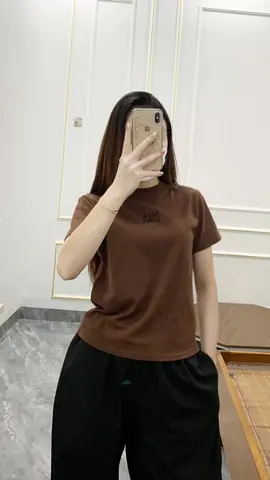 Black pearl Ver1 màu nâu siêu trắng da, mà chỉ 2 ly🧋thui nè #aothun #aophong #justdun #babytee #macdep #phoidoxinh 
