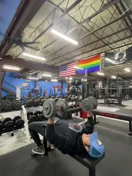 Chest Day 💪  #bodybuilding #Fitness #GymLife 