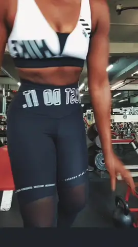 Rocking my JJFITNESS sweat belt 💦  Hit the link in my Bio to order yours now! #JJFITNESS #sweatbelt #Fitness #sweatbelts 