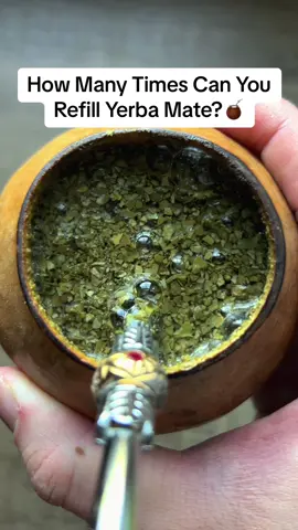 How Many Times Can You Refill Yerba Mate?🧉 Yerba mate is meant to be refilled over and over again until all of its flavor is washed out. This can be anywhere from 5-30 refills. #yerbamate #yerbamatetok #mate #mateargentino #mateuruguayo #yerbamatetea #materos #mateando 