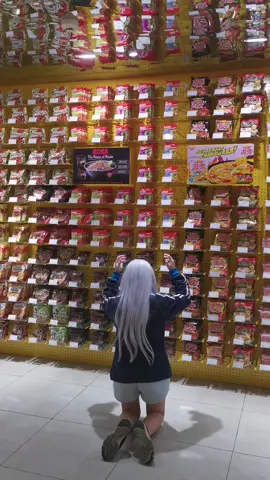 Knd ke KKV... (Kanade is my sister aka @cos_doughs on IG btw!!)  -- #yoisakikanade #25jinightcordde #prsk_cos #projectsekai #cosplay #cosplayer #cupnoodle 
