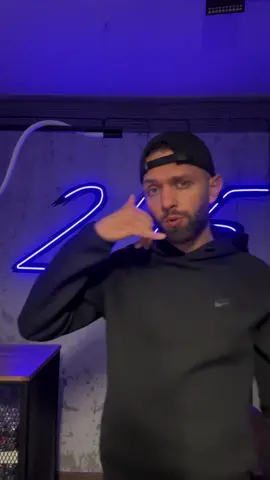 Jolie Jolie dziś na spotify 23:59 ❤️‍🩹