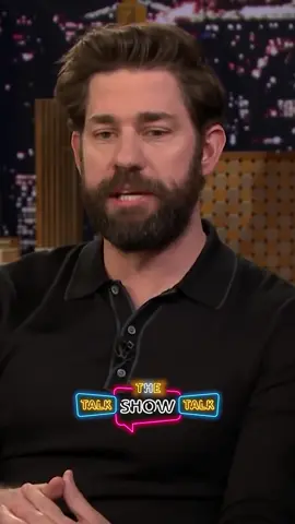 ohn Krasinski Shocks London Customs that He's Married to Emily Blunt! #johnkrasinski #emilyblunt #hollywoodcouples #jimmyfallon #foryou