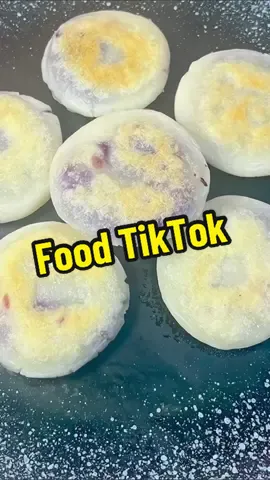 Soft and sweet purple sweet potato glutinous rice cake is simply delicious! #food #fyp #foryou 