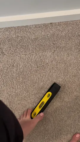 One benefit of long toes? Can grab and pick up objects. Like today, when hanging a frame, dropped the level and didnt have a free hand. No problem for these babes.  #longtoes #longtoesclub #flatfeet #feet #DIY #pickitup #barbie 