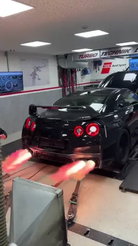 R35 FLAMES 🔥😍 #r35 #gtrgodzilla #fyp #viral #cars #jdm 