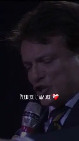 Prendere a sassate tutti i sogni ancora in volo. #massimoranieri #perderelamore #musicaitaliana 