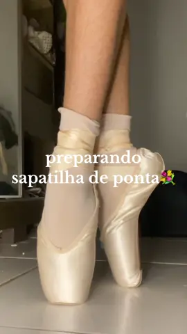 como eu preparo minha sapatilha de ponta🩰 #ballet #balletclass #sapatilhadeponta #sapatilhadepontas #sapatilhadeballet #sapatilhadepontaballet 