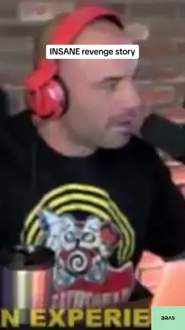 Joe Rogans friend Yoshi tells his crazy revenge story in Japan #joeroganpodcast #joerogan #revenge #joeroganshorts #storytime #hilarious #hunting #boxing #UFC #mmafighter 