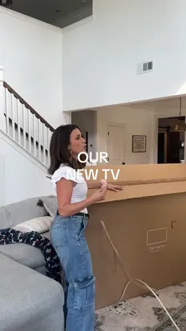 FOOTBALL IS HIS GIRLFRIEND😅also the end 😭😭#momoffour #marriedlife #marriedlifehumour #marriagehumor #marriagegoals #ditlofamom #momlife #unboxing #viral #trending 
