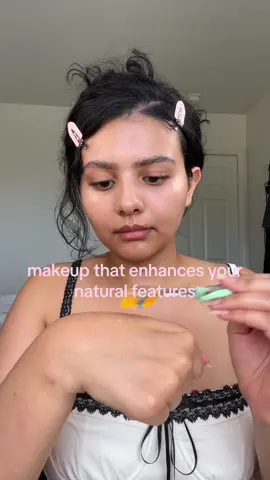 makeup that enhances your makeup🫶🏽🫶🏽#makeuptoenhance #enhancenaturalbeauty #enhancefeatures #naturalbeauty #naturalmakeup #capcut 