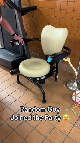 #thriftstore #thriftstorefinds #gettingkickedout #randomstranger #gettingkickedout #spinmeround #couplecomedy #ourlife #genxtiktokers #mimipop #wehavefunaroundhere #sister 