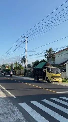 Selamat pagi indonesia bagian timor #fyp #truklombok #lombok #trukmaniaindonesia #damtrukpacitan @mashurjaelani751 