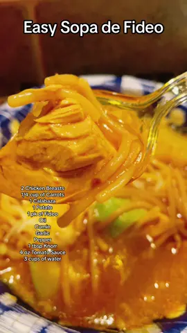 Easy Sopa de Fideo! Get yourself a chicken from #costco and make this super easy dinner. #EasyRecipe #DinnerIdeas #mexican #FoodTok #dinnerrecipe #fideos #sopadefideo #sopita 