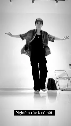 CONGB DANCES COVER RIIZE - “Siren”.  Kopsskops: “Lâu lắm rùi mới hít hơi phòng tập. Một buổi tập = 1 tiếng chạy bộ mất, omg mệt xĩu” Còn tui lâu lắm rùi mí lại được thấy dáng vẻ này 🥹. Cái cách anh ý vui vẻ, tận hưởng nó kìaaaaa 🔥 #CONG #콩 #CONGB #콩비 #kopsskops #NGUYENTHANHCONG #콩심쿵 #RIIZE #라이즈 #Siren #xuhuong #viral #fyp #fypシ 