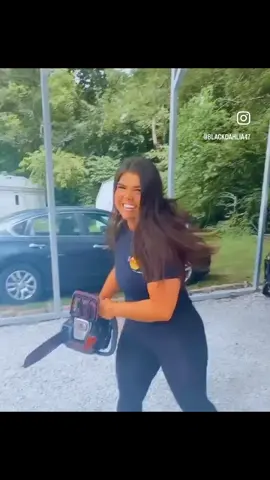 #chainsaw #chainsawqueen #prowrestling #fyp #womenswrestling #WWE #aew #impactwrestling #halloween #horrormovies #screamqueens #blackdahlia 