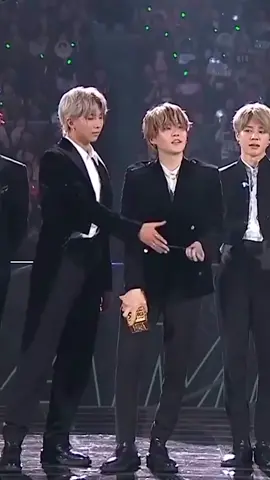 this is Yoongi . #yoongibts #minyoongi #suga #agustd #bangtanboys #savageboy #bangtansonyeondan방탄소년단 #kiyowo #sugabts 