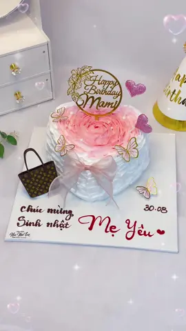 Chúc Mừng Sinh Nhật Mẹ Yêu ❤️ #tiembanhhoamattroi #happycake #banhkem #tpthuduc #cutecake #banh kem tang me #Master2023byTikTok 