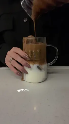 طولت الفيديو لأن عجبني كلامها ان شاء الله تستمعتو فيه وما تطفشو 😅🤍 #سبانش_لاتيه #ايجابية #explore #كنبة_السبت #افنان_الغامدي #قهوه #