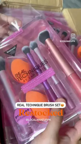 Real Techniques Everyday Essentials Brush Set #viral #viraltiktok #trending 