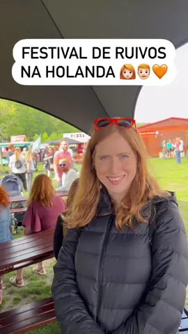 Festival de ruivos que aconteceu na semana passada na Holanda 🇳🇱🥰🧡 A cor oficial esse ano foi esse tom meio vinho, que eu amei, combina super com o ruivo !! Bora fazer o nosso festival Brasileiro ?? 😅🇧🇷 Organizado por @theredheaddays  #ruivo #ruiva #redhair #redhead #ruivosdobrasil 