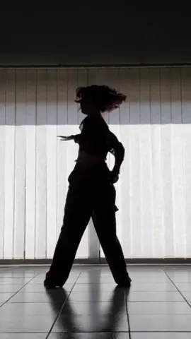 Dc: @S @MK #arianagrande #fantasize #fantasizearianagrande #fyp #dancer #dancecover 