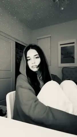 #ETHAN  :: madi slowed video . #urmodelfinder #slowedvideos #silvertone 