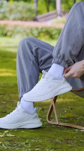 Men 2023 koean fashion white shoes rubber chunky breathable running sneakers for men #sneakersformen #whiteshoesformen #affordableshoesformen #rubbershoes #breathableshoes #rubbershoes #sportshoesformen #fyp #foryou #fashion #sikat 