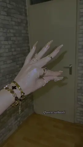 #queen_saboori #newvideo #handchallenge #newtrend #foryoupage #foryou #tiktok #lebenswunde 