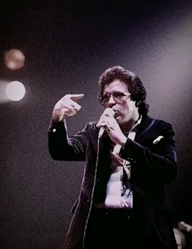 Respuesta a @geovanni1232444 #hectorlavoe #salsa #suerte #dia #fyp #xyzbca #popular #foryou #lyrics 