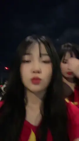 Chuyện đêm qua hôm nay mới kể =))