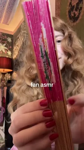 are you a fan-  #asmrtapping #fanasmr #paperfan #papersounds #scratching do Leah 👼🏼 tạo với bản nhạc original sound của Leah 👼🏼